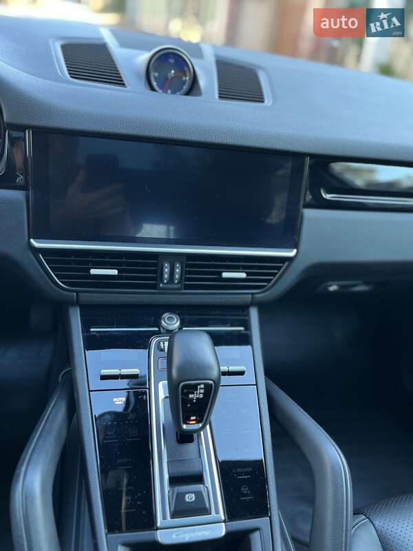Внедорожник / Кроссовер Porsche Cayenne 2018 в Львове фото 6 Внедорожник / Кроссовер Porsche Cayenne 2018 в Львове