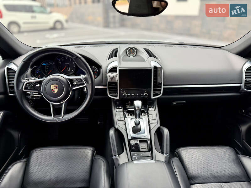 Внедорожник / Кроссовер Porsche Cayenne 2017 в Виннице фото 14 Внедорожник / Кроссовер Porsche Cayenne 2017 в Виннице