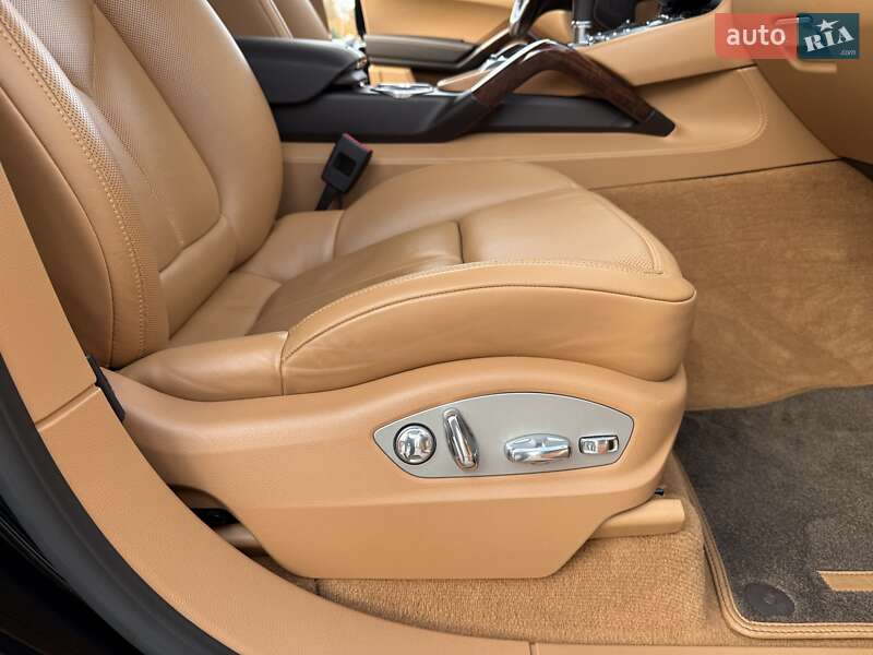 Позашляховик / Кросовер Porsche Cayenne 2013 в Дніпрі