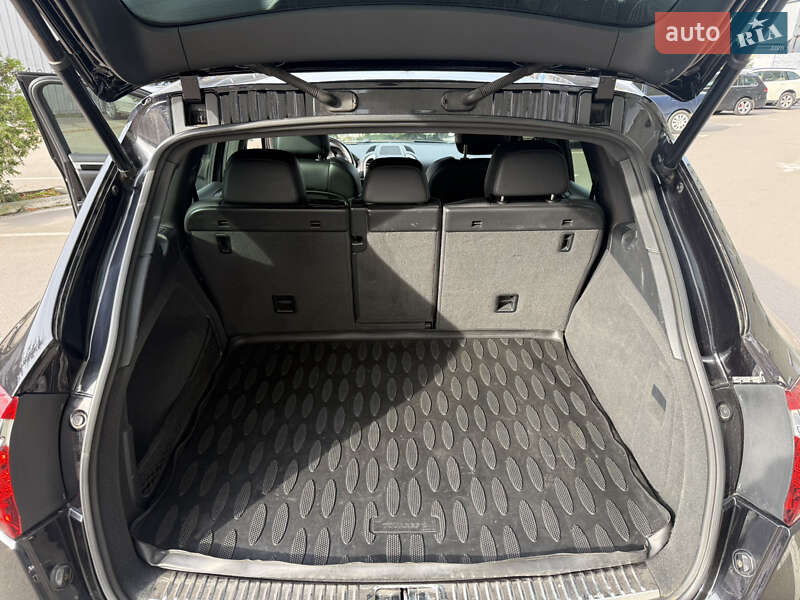 Внедорожник / Кроссовер Porsche Cayenne 2011 в Киеве