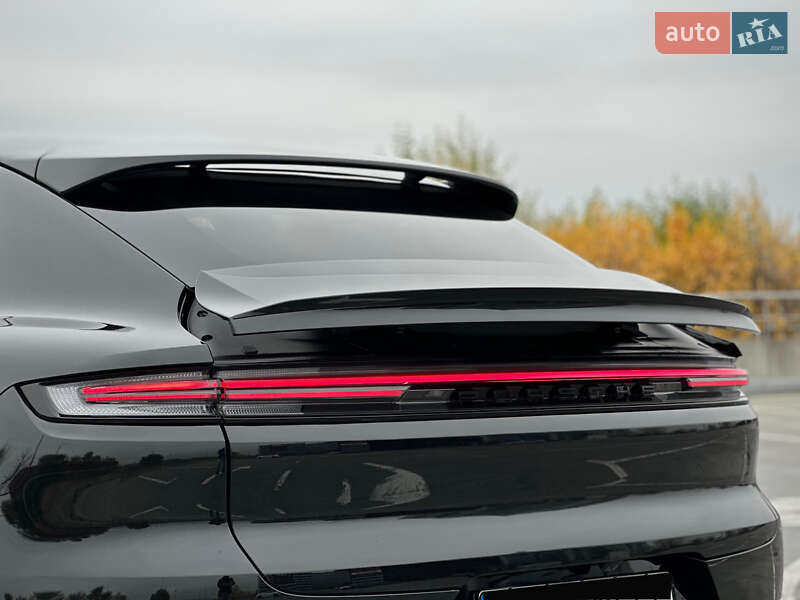 Позашляховик / Кросовер Porsche Cayenne 2024 в Києві