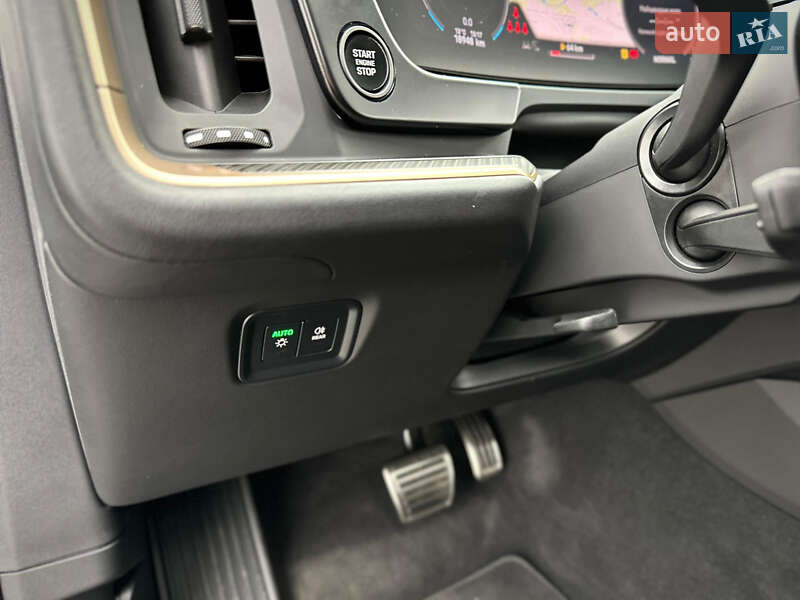 Позашляховик / Кросовер Porsche Cayenne 2024 в Києві