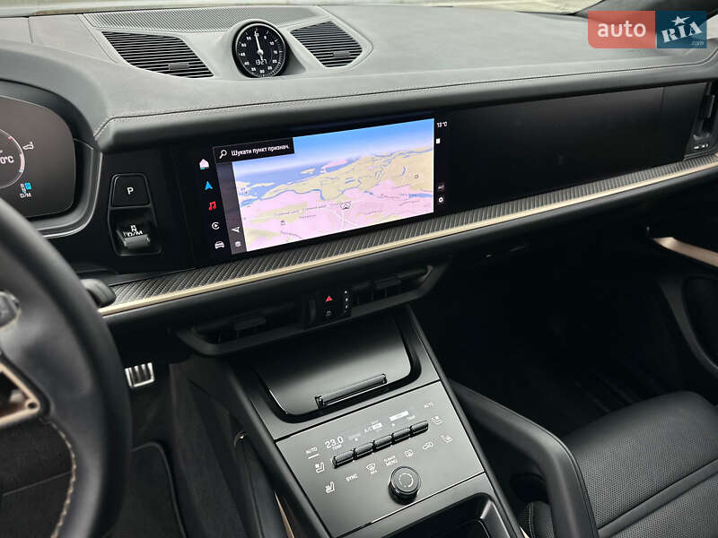 Позашляховик / Кросовер Porsche Cayenne 2024 в Києві