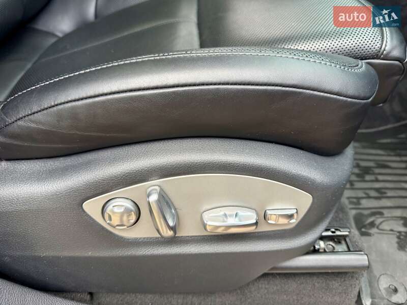 Внедорожник / Кроссовер Porsche Cayenne 2016 в Киеве фото 57 Внедорожник / Кроссовер Porsche Cayenne 2016 в Киеве