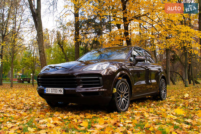 Внедорожник / Кроссовер Porsche Cayenne 2018 в Киеве