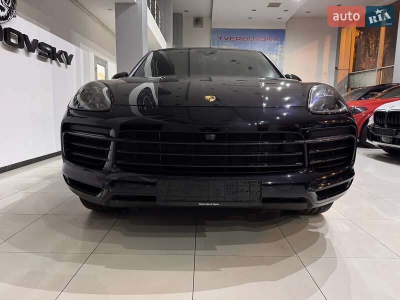 Внедорожник / Кроссовер Porsche Cayenne 2019 в Одессе