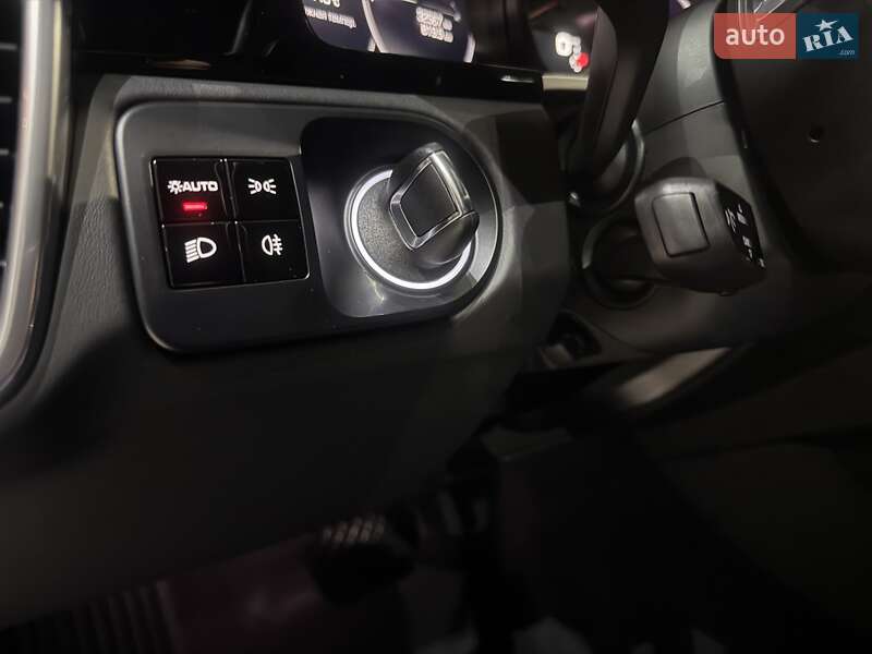 Внедорожник / Кроссовер Porsche Cayenne 2019 в Одессе