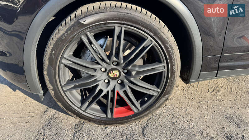 Позашляховик / Кросовер Porsche Cayenne 2010 в Дніпрі
