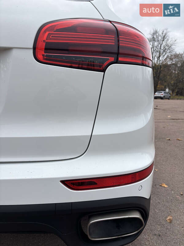 Позашляховик / Кросовер Porsche Cayenne 2015 в Ніжині