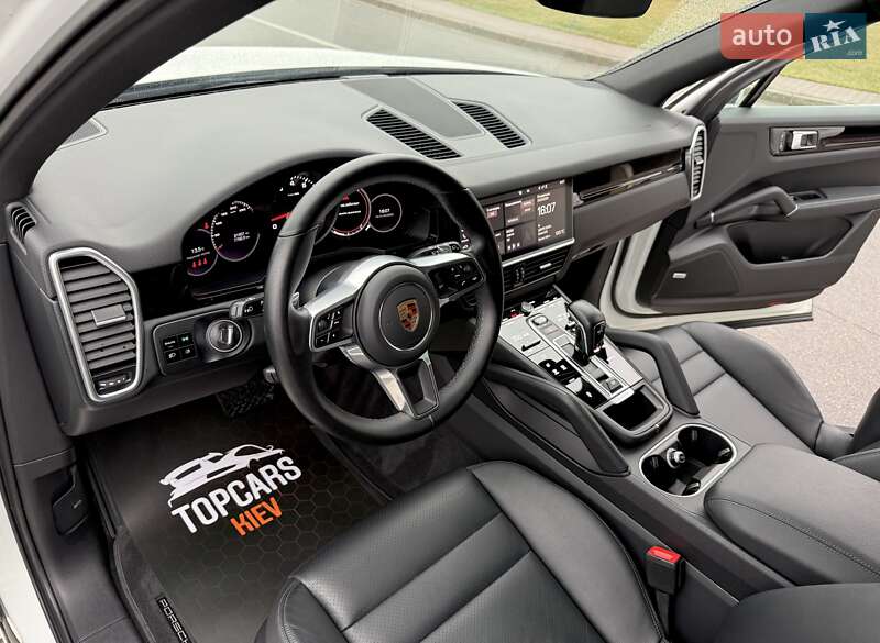 Позашляховик / Кросовер Porsche Cayenne 2020 в Києві