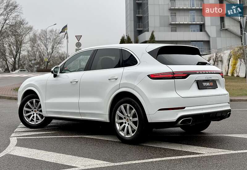 Позашляховик / Кросовер Porsche Cayenne 2020 в Києві