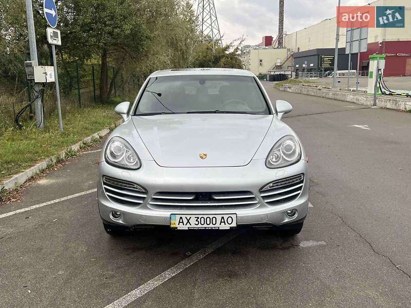 Porsche Cayenne 2012