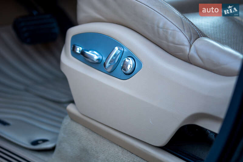 Позашляховик / Кросовер Porsche Cayenne 2012 в Івано-Франківську