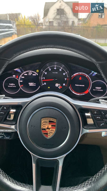 Внедорожник / Кроссовер Porsche Cayenne 2018 в Киеве