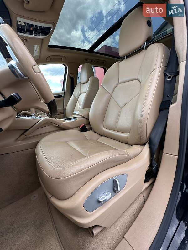 Позашляховик / Кросовер Porsche Cayenne 2014 в Білогородці фото 13 Позашляховик / Кросовер Porsche Cayenne 2014 в Білогородці