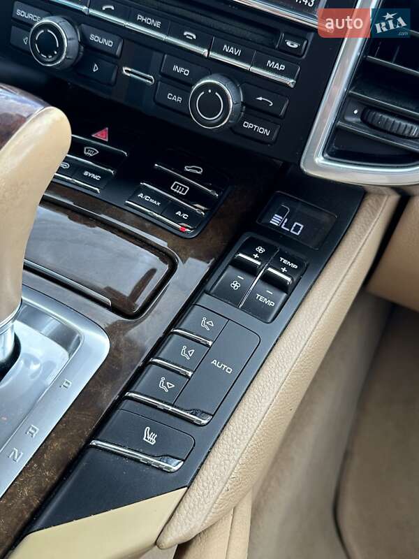 Позашляховик / Кросовер Porsche Cayenne 2014 в Білогородці фото 26 Позашляховик / Кросовер Porsche Cayenne 2014 в Білогородці