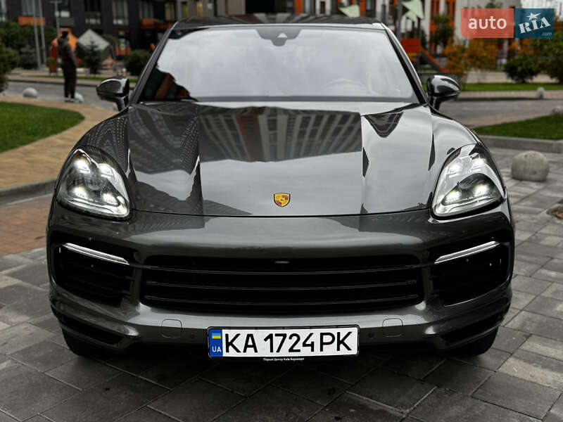 Внедорожник / Кроссовер Porsche Cayenne 2019 в Киеве