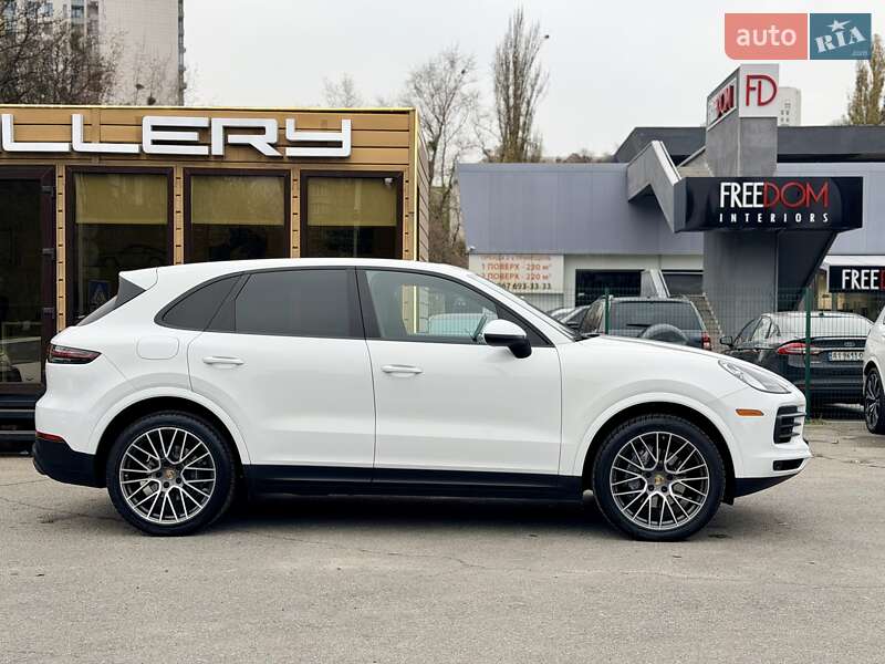 Внедорожник / Кроссовер Porsche Cayenne 2018 в Киеве фото 7 Внедорожник / Кроссовер Porsche Cayenne 2018 в Киеве