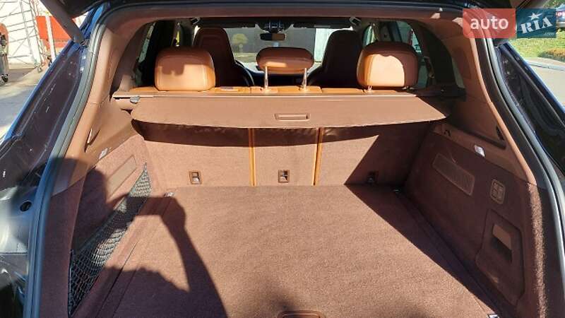 Внедорожник / Кроссовер Porsche Cayenne 2019 в Киеве