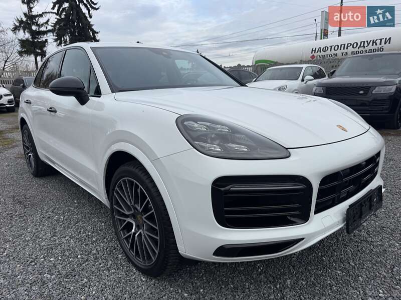 Внедорожник / Кроссовер Porsche Cayenne 2018 в Тернополе