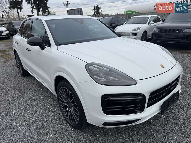 Внедорожник / Кроссовер Porsche Cayenne 2018 в Тернополе