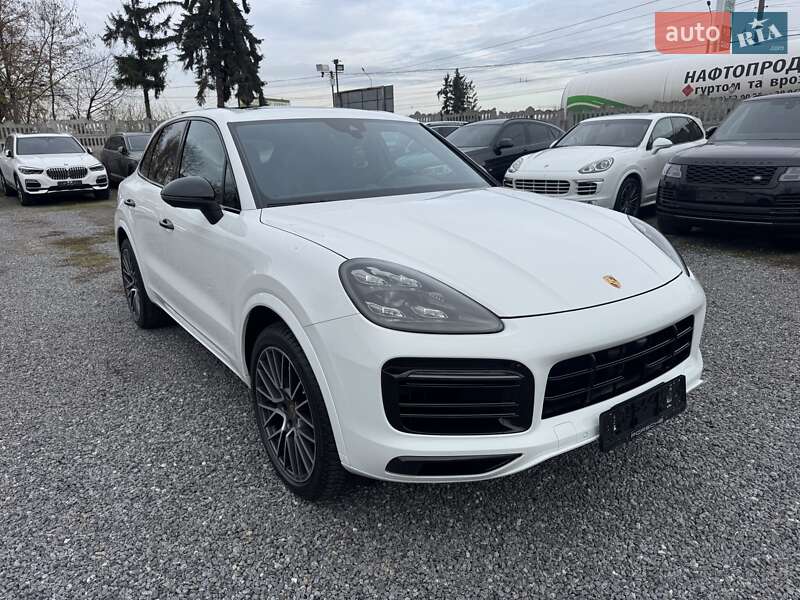 Внедорожник / Кроссовер Porsche Cayenne 2018 в Тернополе