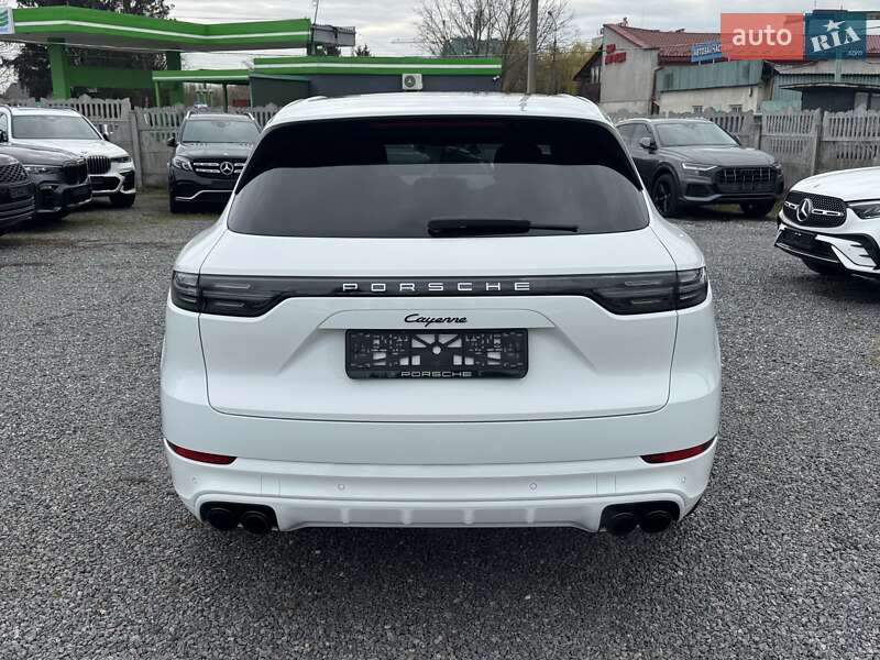 Внедорожник / Кроссовер Porsche Cayenne 2018 в Тернополе
