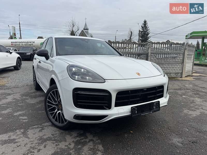 Внедорожник / Кроссовер Porsche Cayenne 2018 в Тернополе
