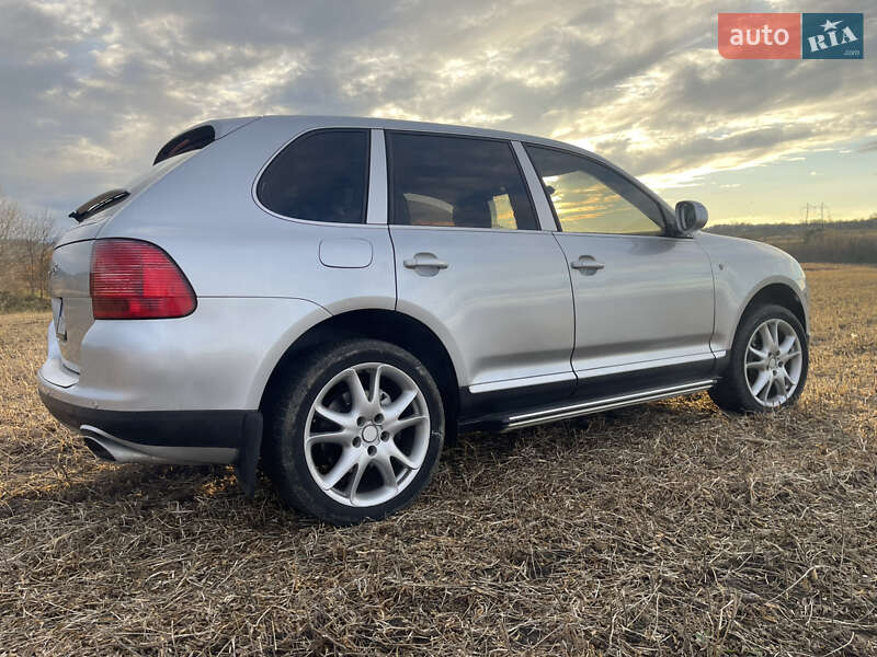Внедорожник / Кроссовер Porsche Cayenne 2004 в Ивано-Франковске