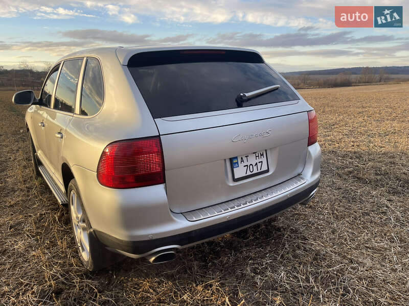 Внедорожник / Кроссовер Porsche Cayenne 2004 в Ивано-Франковске