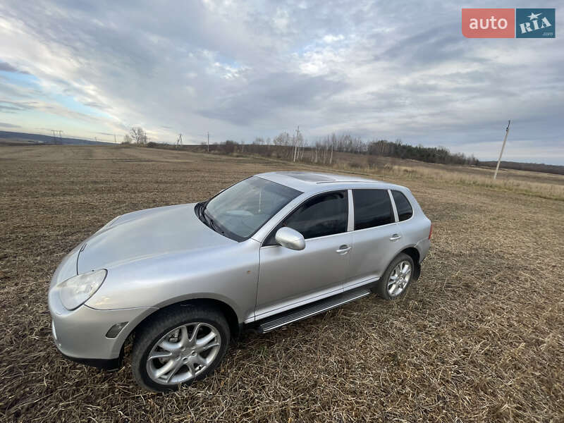 Внедорожник / Кроссовер Porsche Cayenne 2004 в Ивано-Франковске