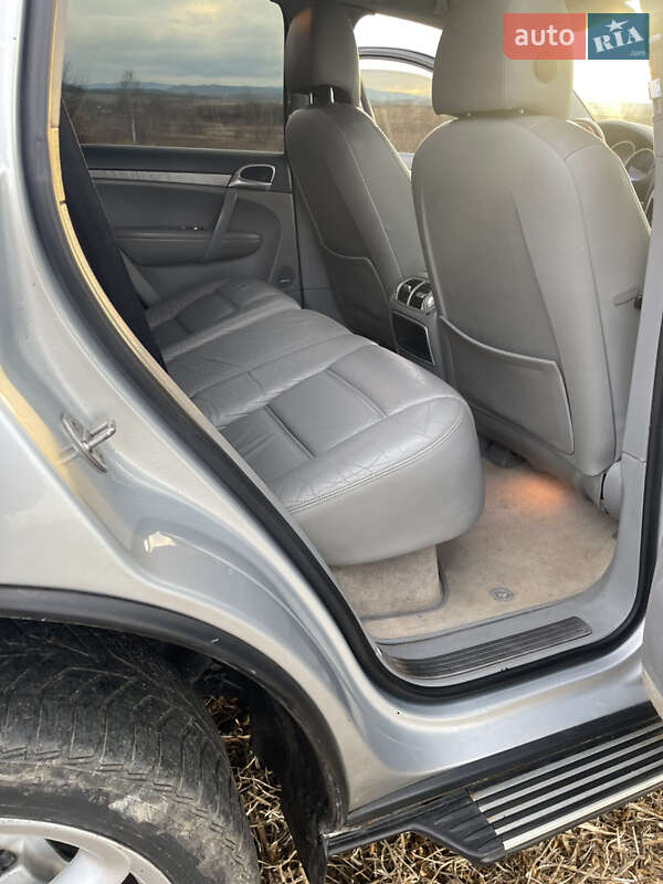 Внедорожник / Кроссовер Porsche Cayenne 2004 в Ивано-Франковске