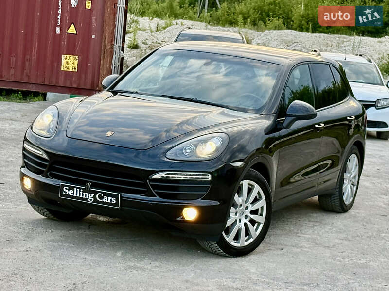 Внедорожник / Кроссовер Porsche Cayenne 2011 в Ровно