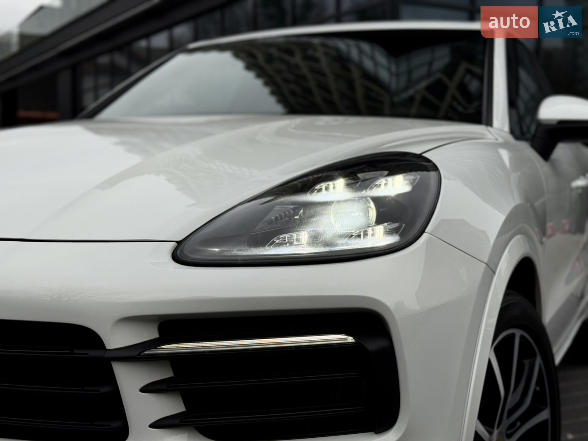 2021 Porsche Cayenne - мініатюра 3