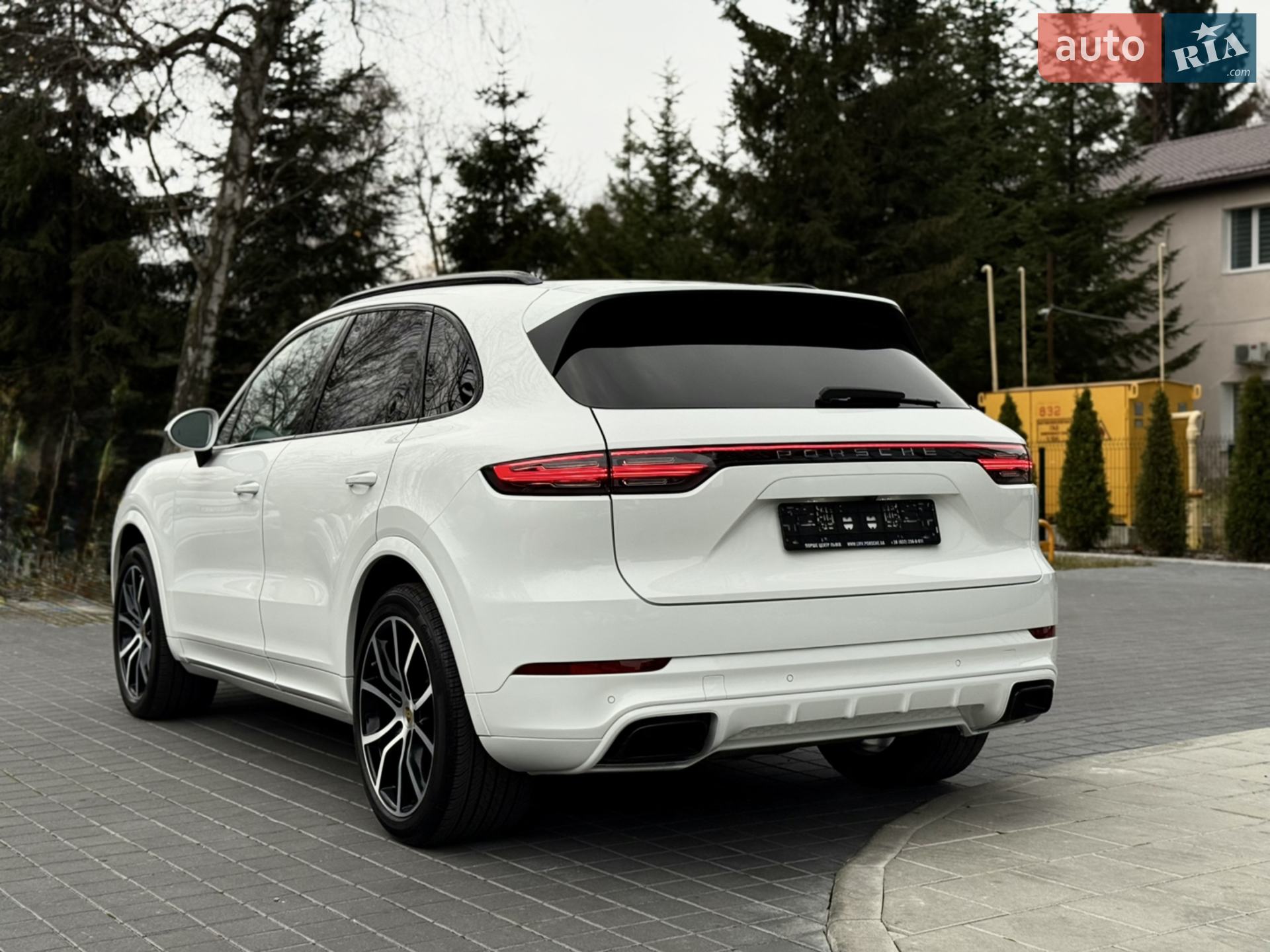 2021 Porsche Cayenne - мініатюра 21