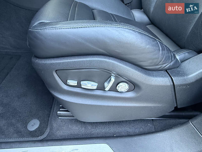 Позашляховик / Кросовер Porsche Cayenne 2020 в Одесі