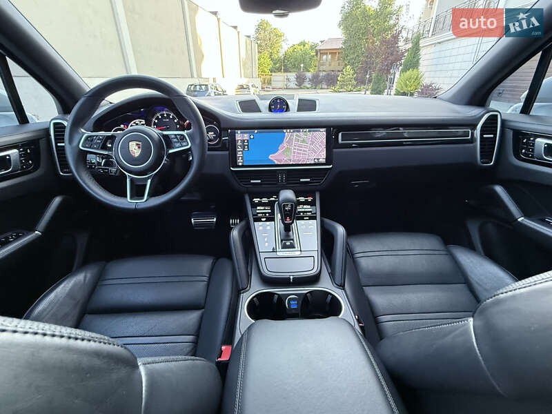 Позашляховик / Кросовер Porsche Cayenne 2020 в Одесі