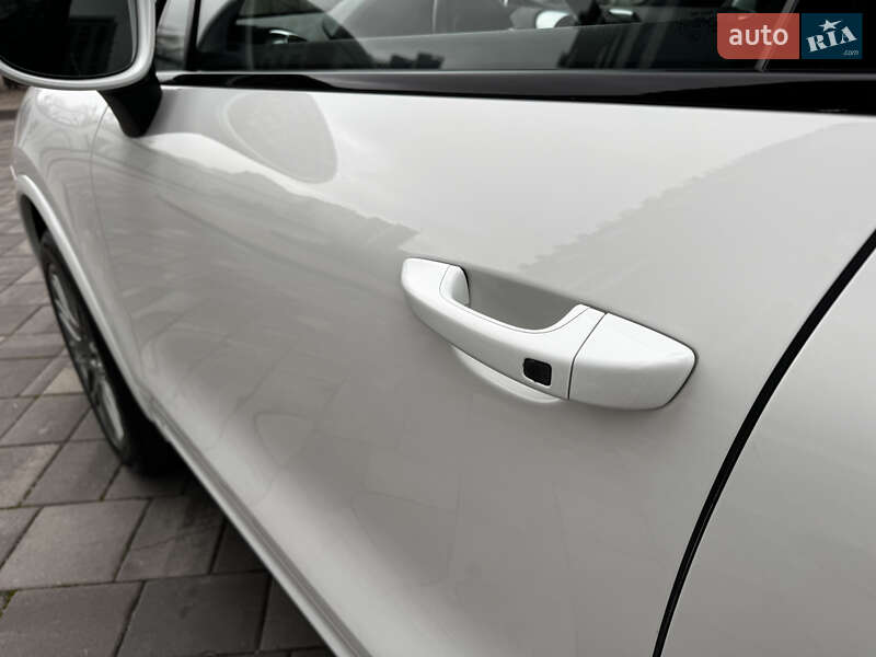 Позашляховик / Кросовер Porsche Cayenne 2017 в Києві