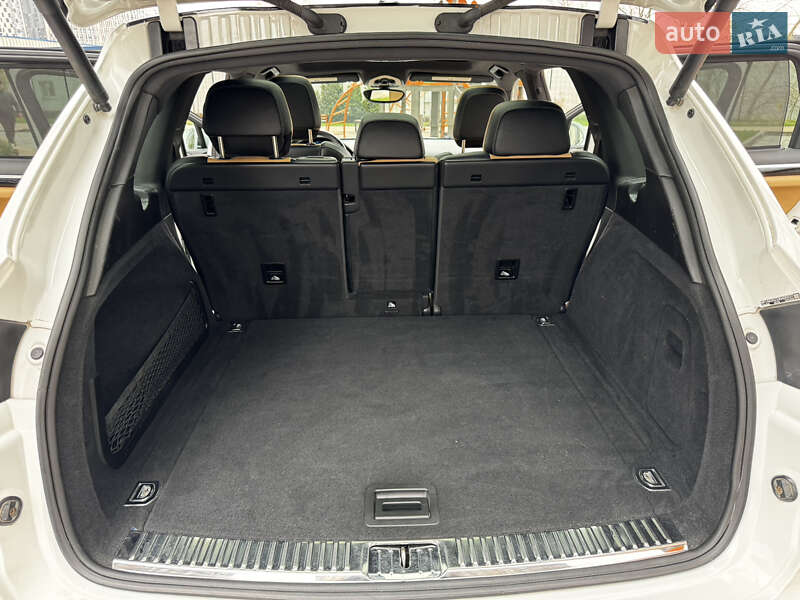 Позашляховик / Кросовер Porsche Cayenne 2017 в Києві