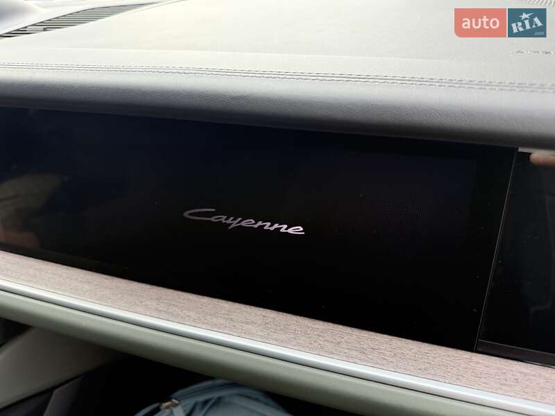 Позашляховик / Кросовер Porsche Cayenne 2024 в Києві