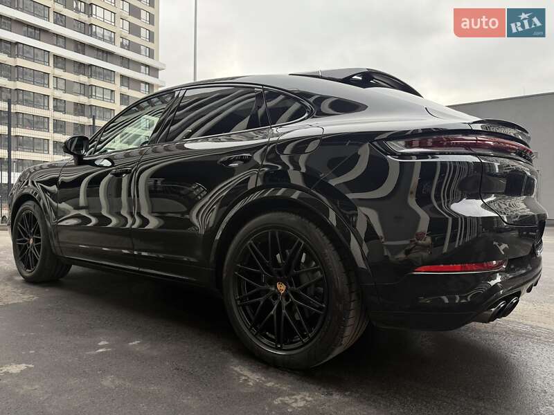 Позашляховик / Кросовер Porsche Cayenne 2024 в Києві