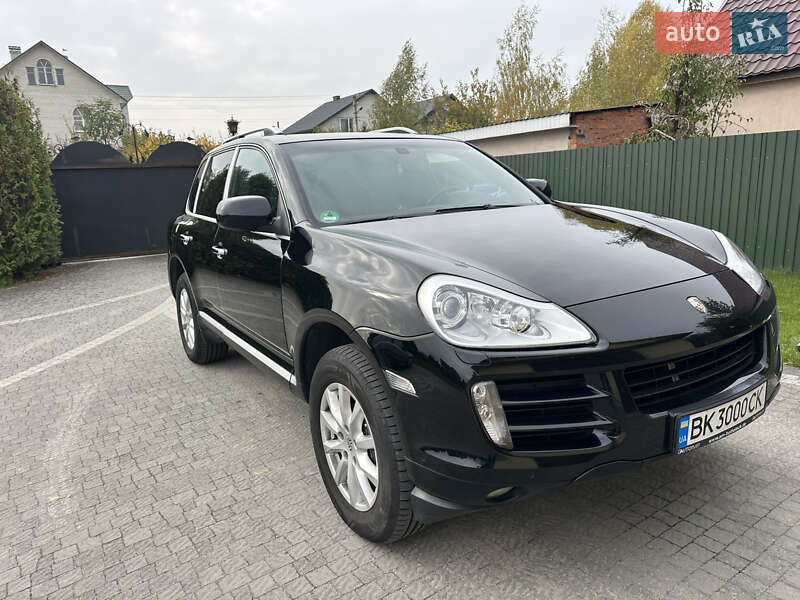 Внедорожник / Кроссовер Porsche Cayenne 2009 в Вараше