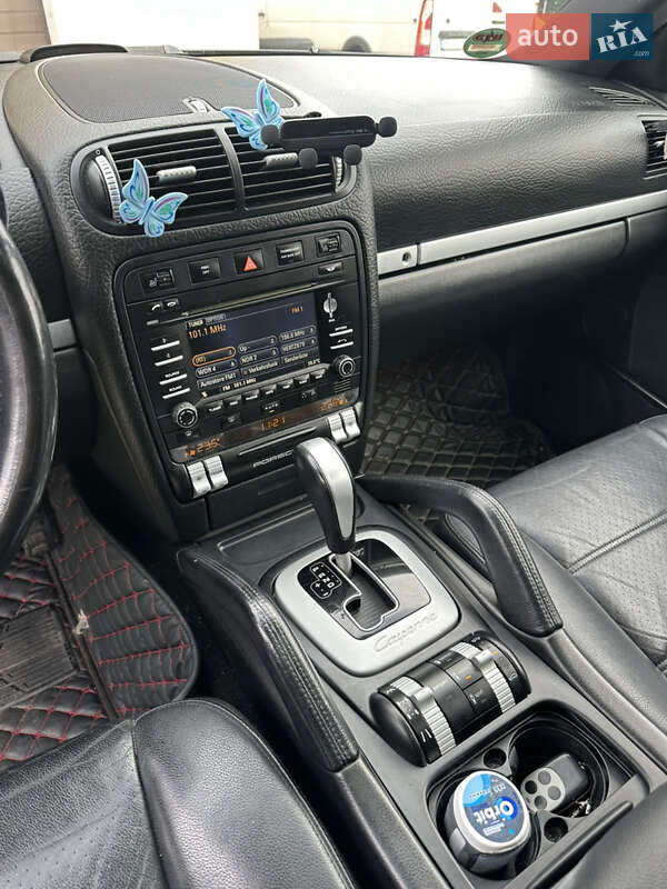 Внедорожник / Кроссовер Porsche Cayenne 2009 в Вараше