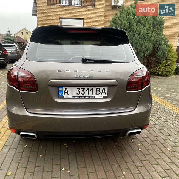 Позашляховик / Кросовер Porsche Cayenne 2012 в Києві