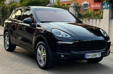 Внедорожник / Кроссовер Porsche Cayenne 2015 в Одессе