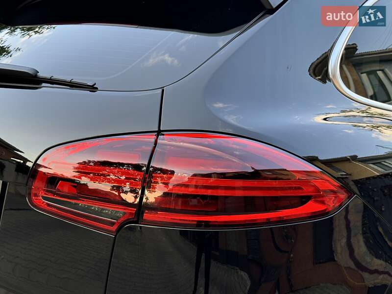 Позашляховик / Кросовер Porsche Cayenne 2015 в Одесі фото 13 Позашляховик / Кросовер Porsche Cayenne 2015 в Одесі