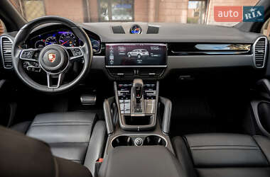 Внедорожник / Кроссовер Porsche Cayenne 2020 в Коломые