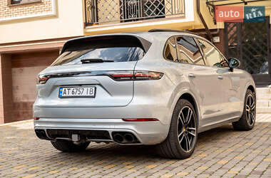 Внедорожник / Кроссовер Porsche Cayenne 2020 в Коломые