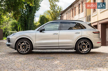 Внедорожник / Кроссовер Porsche Cayenne 2020 в Коломые