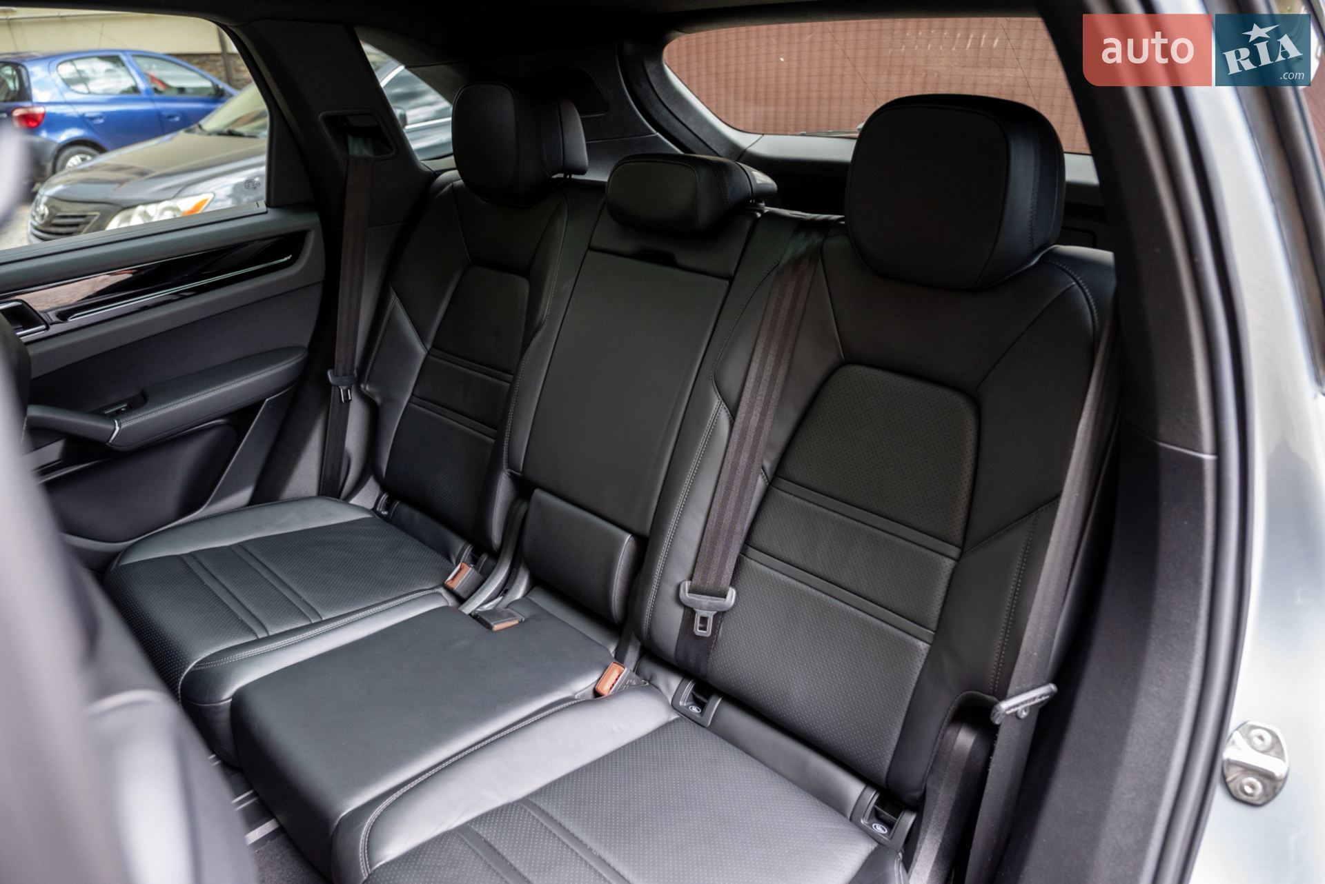 2020 Porsche Cayenne - мініатюра 25